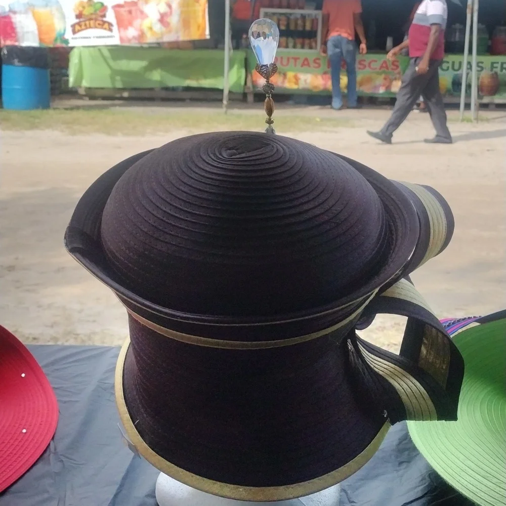 Hat - Picture 3 of 3